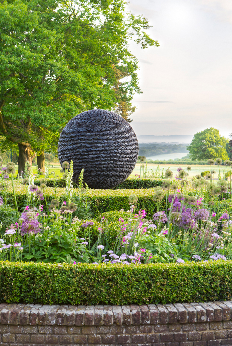Sculpture Garden, Sussex Jo Thompson Garden Designer