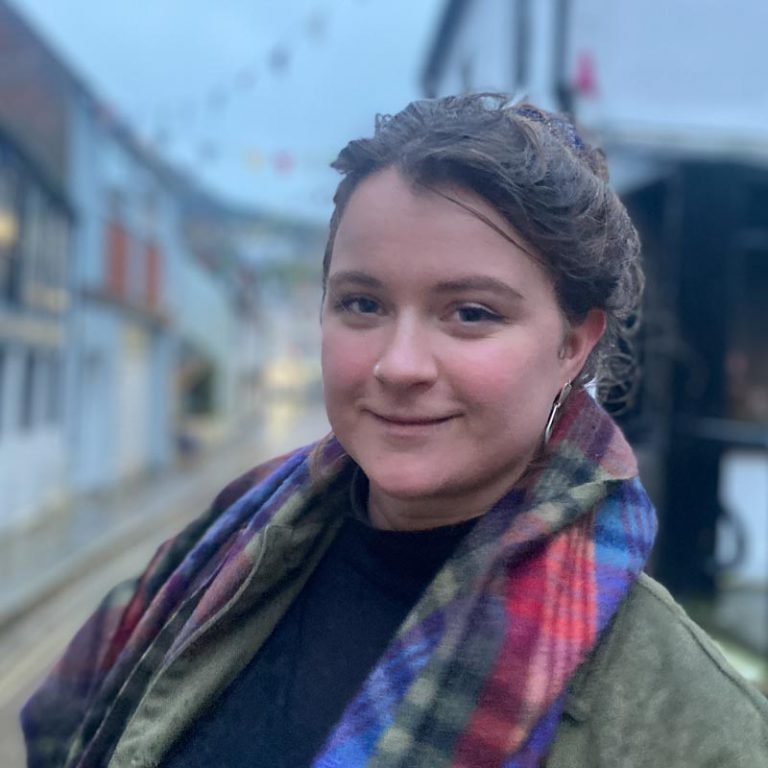 About Naomi – Jo Thompson Garden Designer